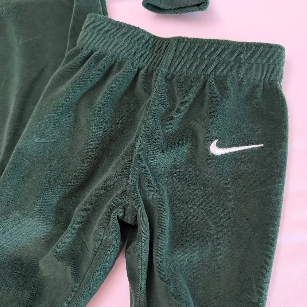 Nike Velour Long Sleeve Bodysuit and Sweatpants 2-Piece Set Sz 6mo